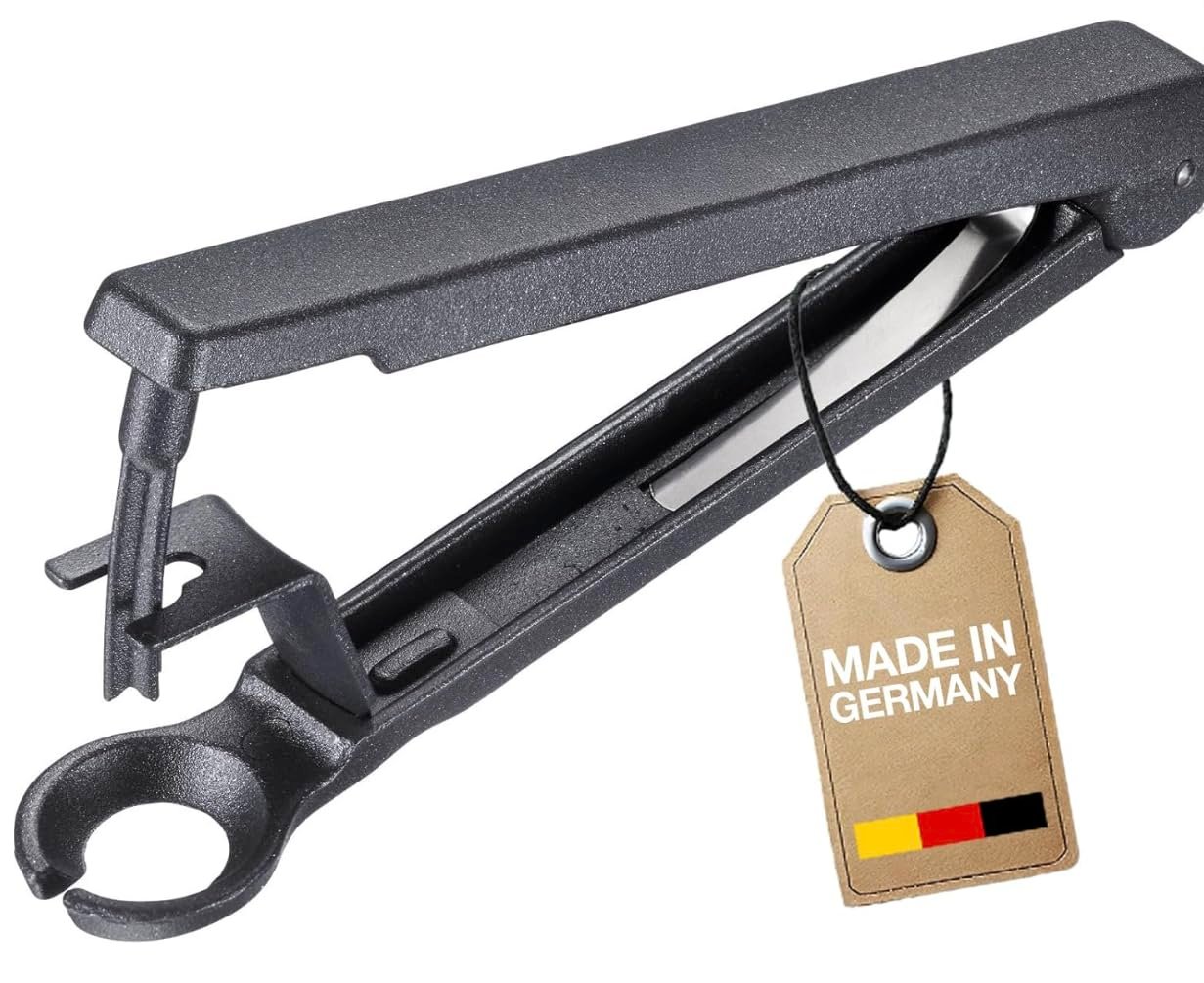 Westmark Cherry Pitter Tool “Kernex” Black Ed...