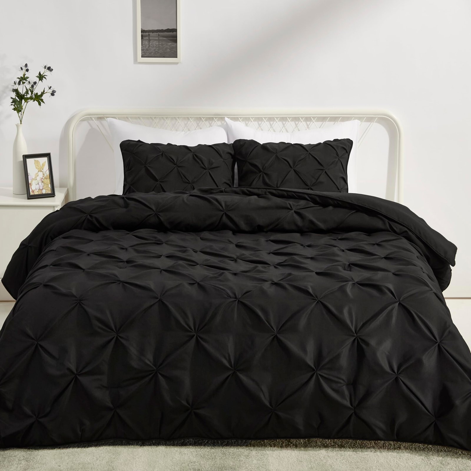 Amazon Basics 3-Piece All-Season Soft Down-Al...